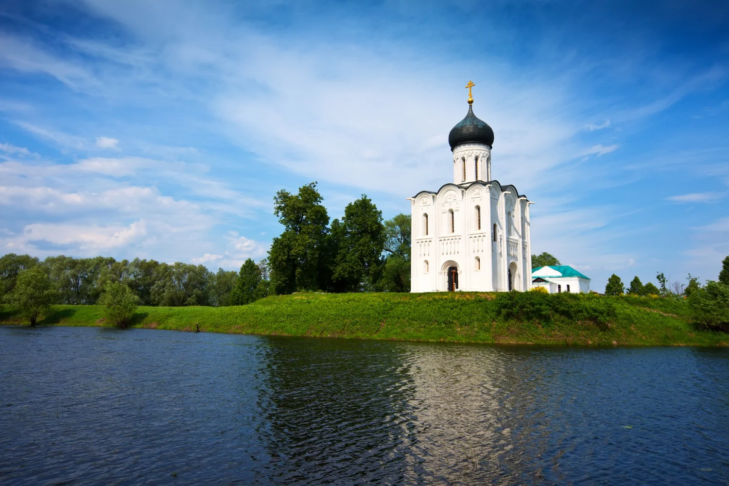 Sztavrosz Uncovered: The History Behind This Hidden Gem